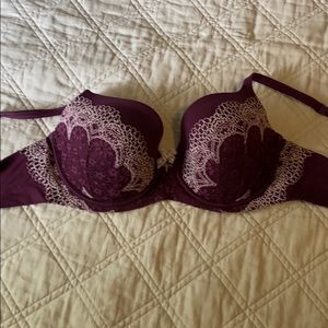 Victoria’s Secret like new bra